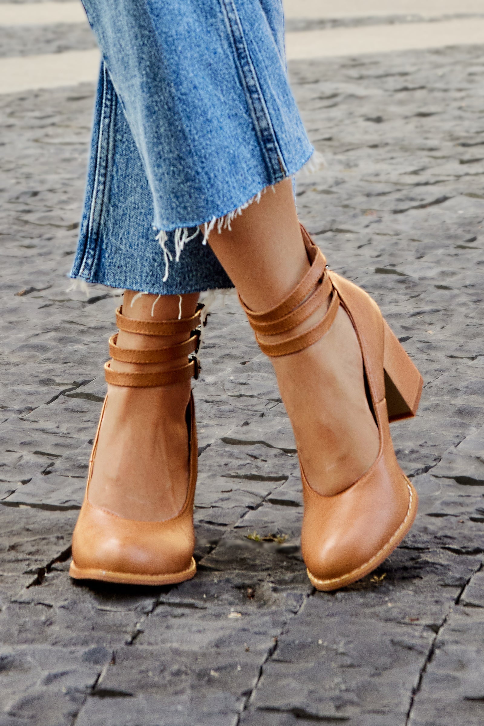 Blanca™ - Sandalias lisas con tira al tobillo y suela gruesa