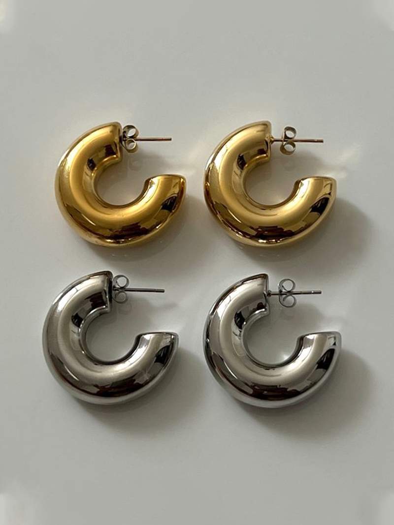 Blanca™ - Aros gruesos elegantes con diseño moderno y sofisticado