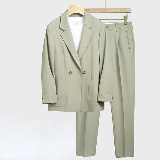 Conjunto elegante de corte holgado para hombre