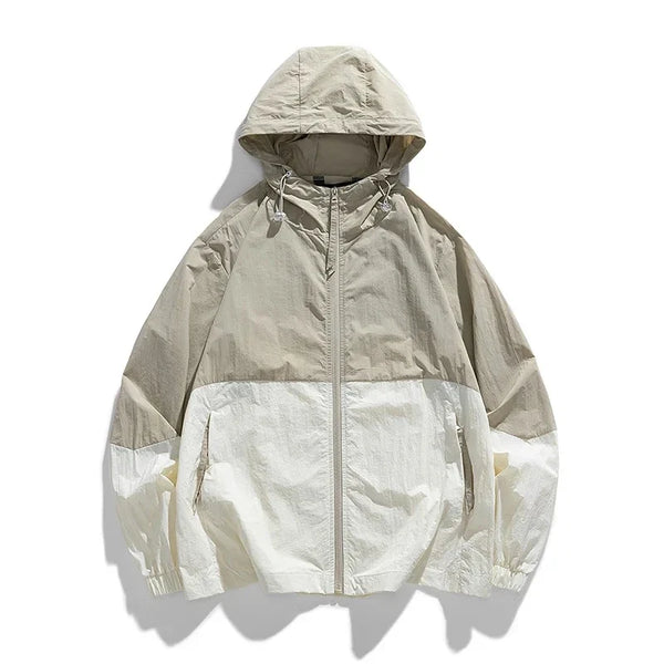 Chaqueta cortavientos con capucha