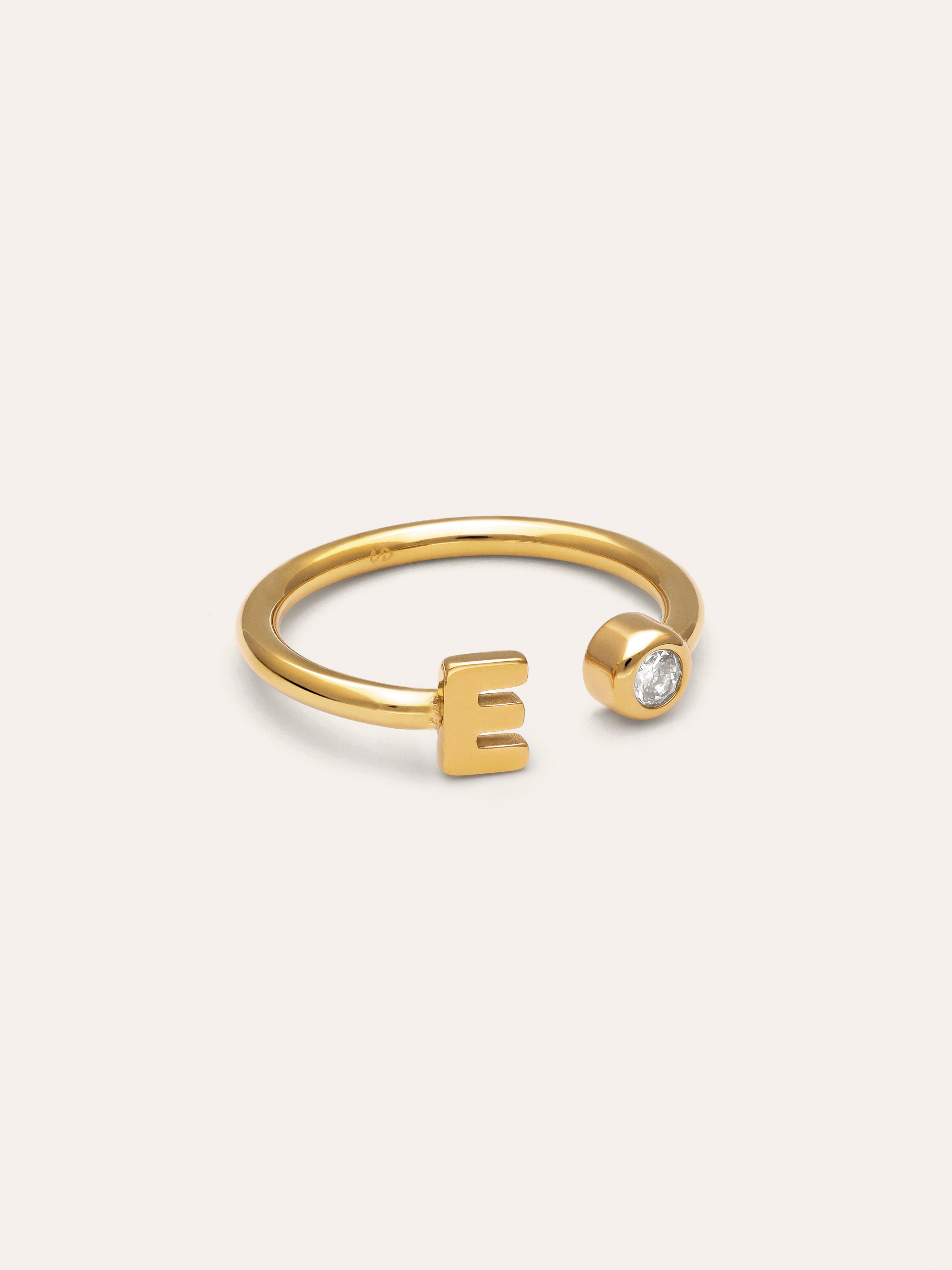 Anillo Personalizado Letter Spark Acero Baño Oro
