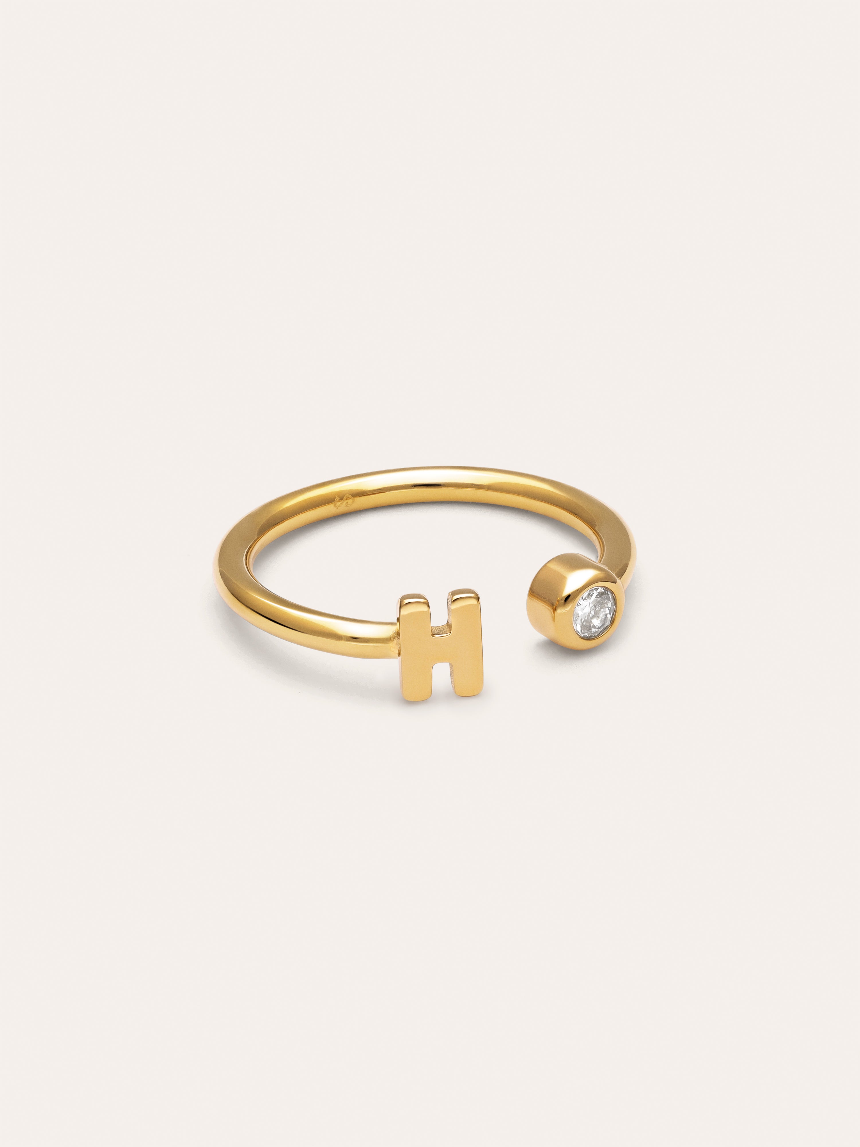 Anillo Personalizado Letter Spark Acero Baño Oro