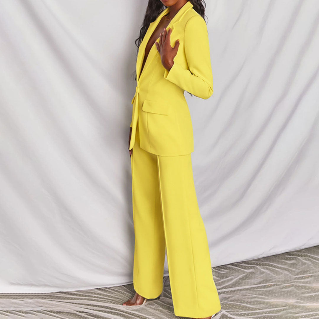Lara - Elegante blazer y pantalones