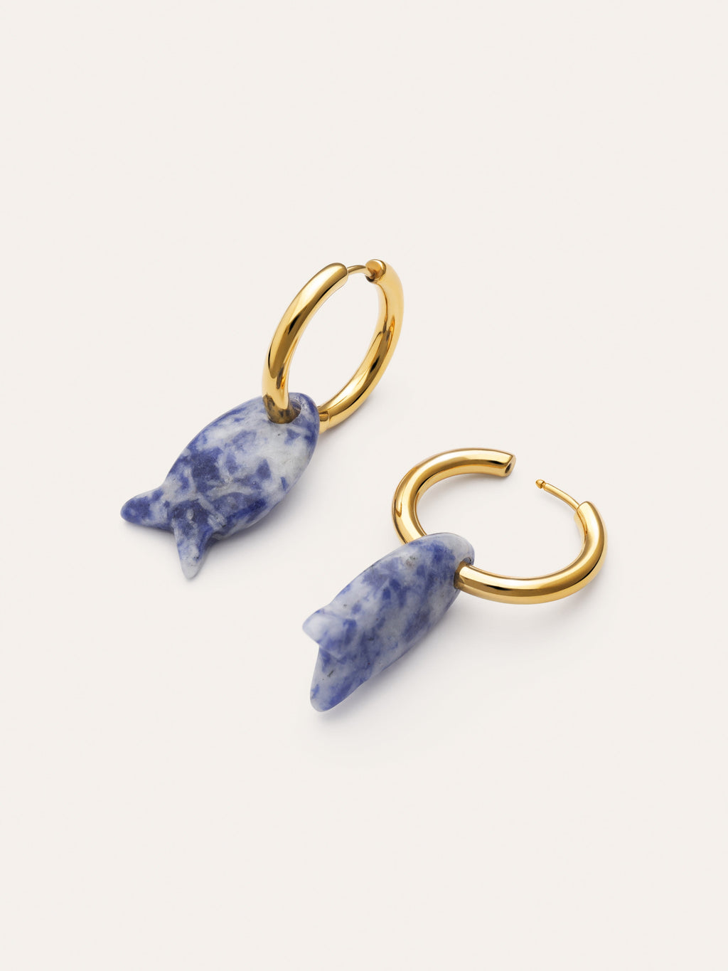 Pendientes Aro Carmen True Pez Acero Baño Oro