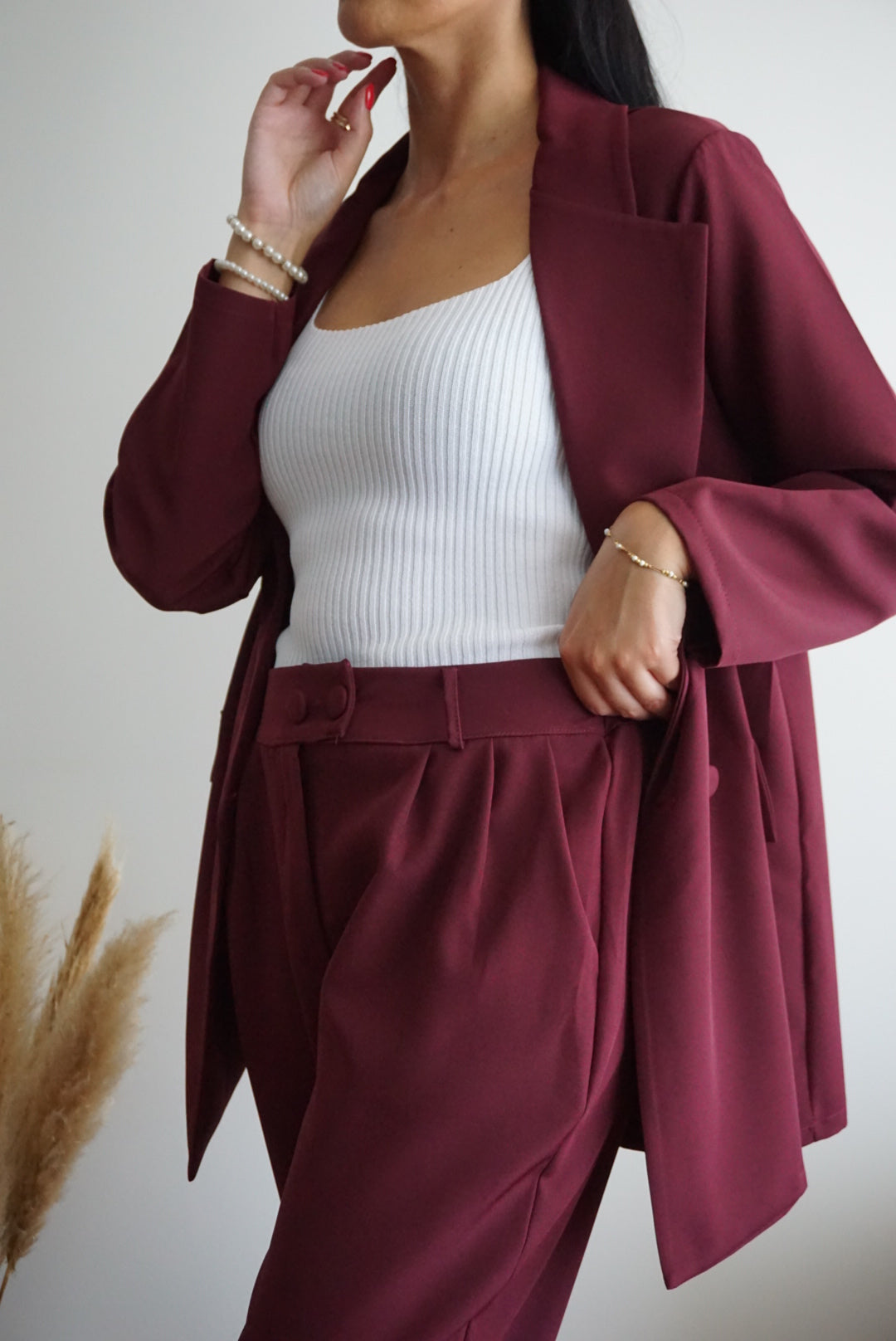 Alicia - Conjunto Borgoña