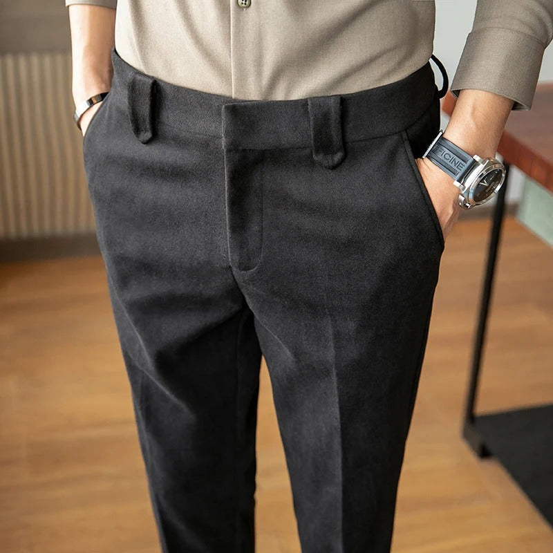 Pantalones elegantes para hombre
