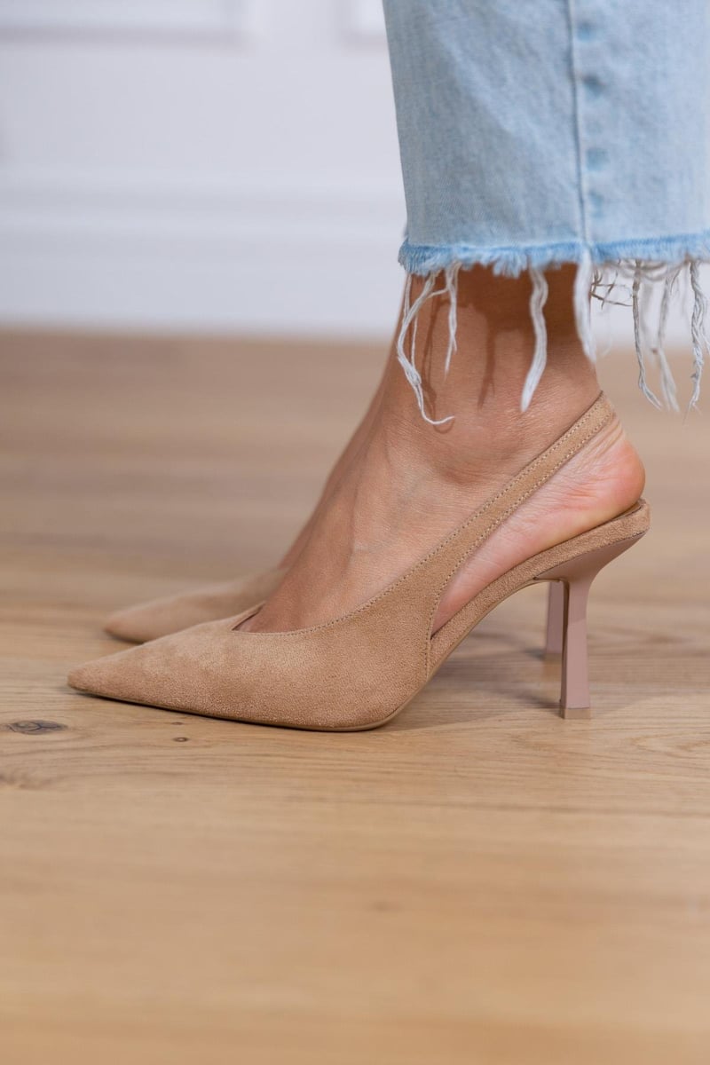 Blanca™ - Pumps slingback nude con tacón fino